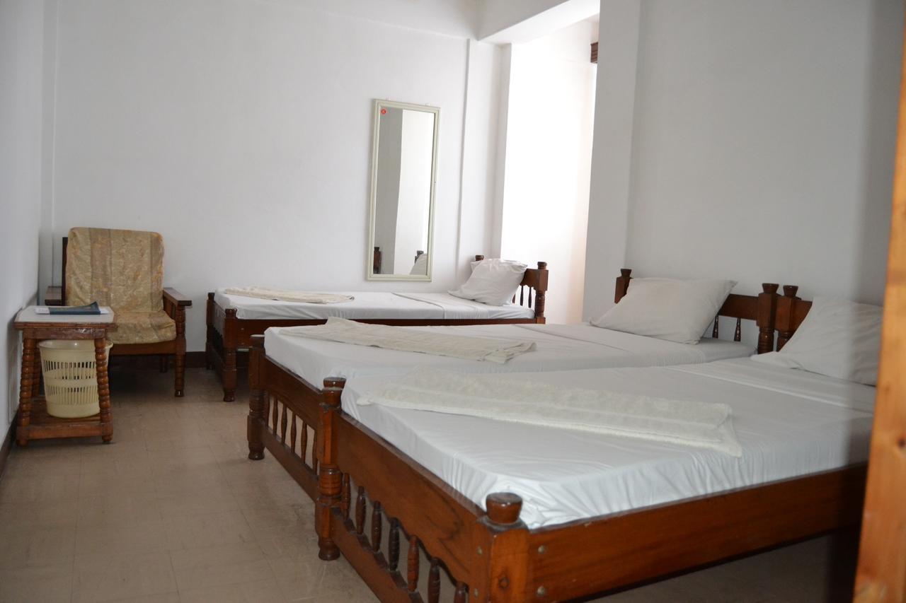 Manson Hotel Момбаса Екстериор снимка