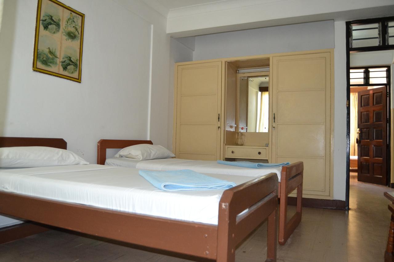 Manson Hotel Момбаса Екстериор снимка