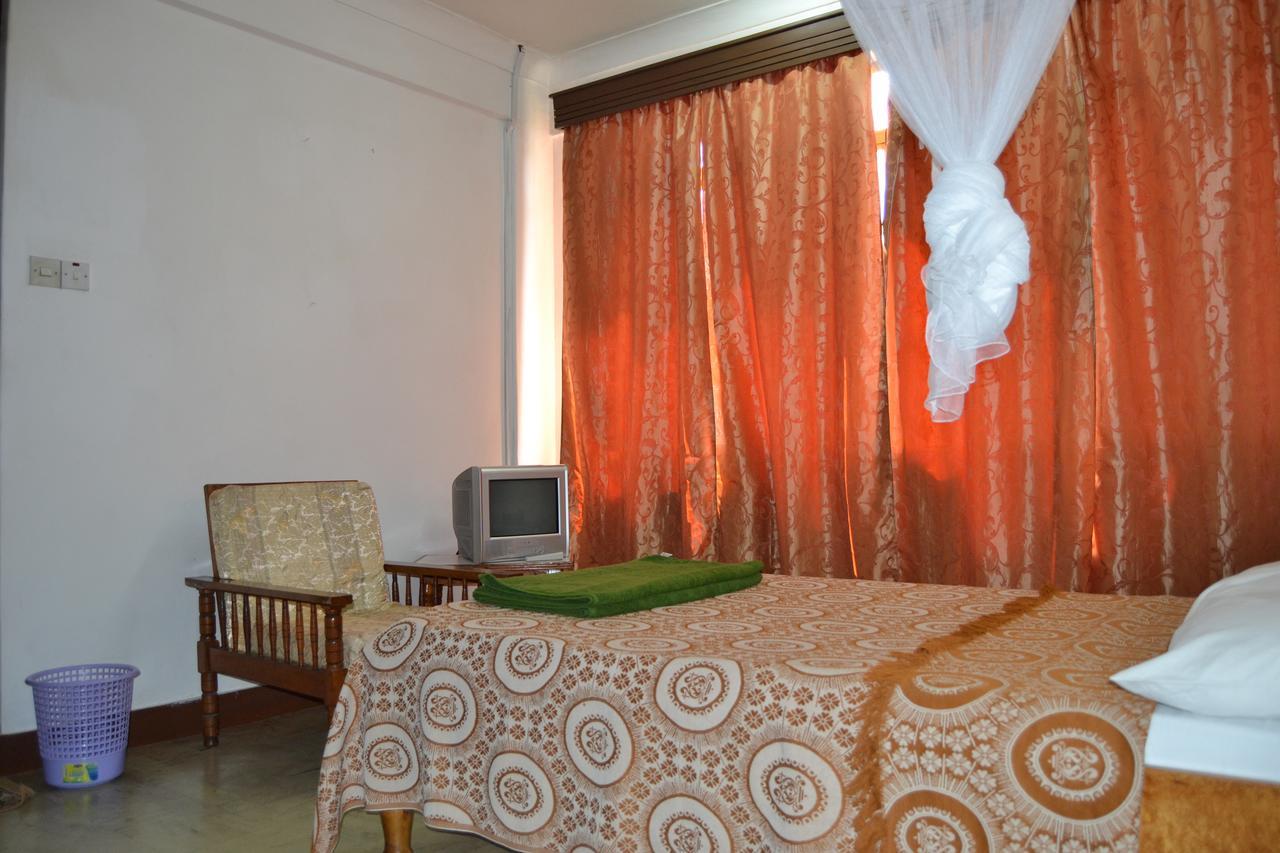 Manson Hotel Момбаса Екстериор снимка